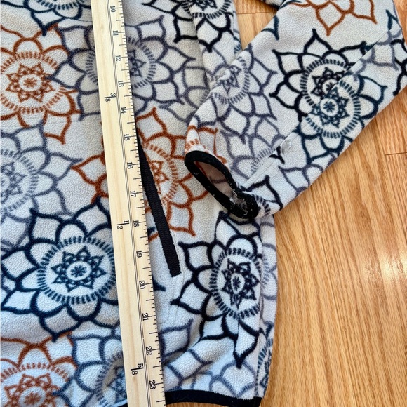 Kavu Fleece Pullover GUC Size Medium - Picture 6 of 9